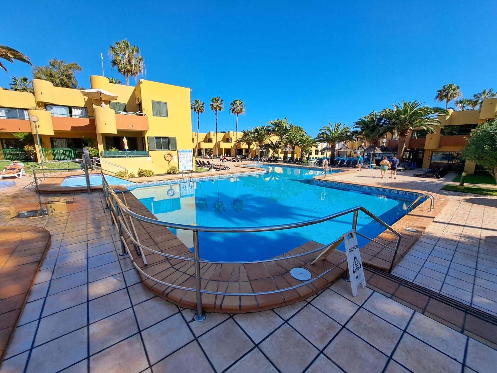 Garden And Relaxation House, 1 Bedroom, Wifi, Swimming Pool 科拉雷侯 外观 照片